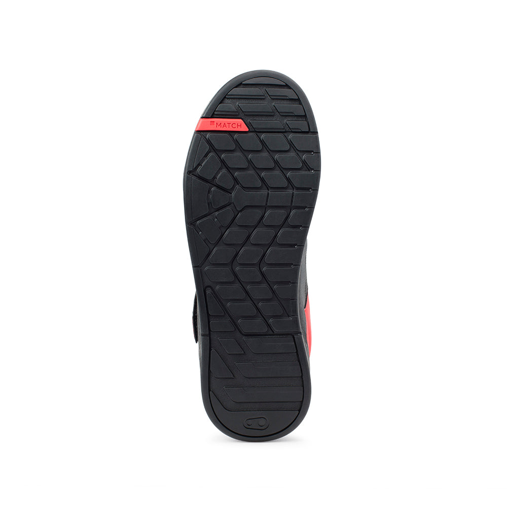 ZAPATOS STAMP SPEEDLACE GRIS / ROJO - SUELA NEG 9