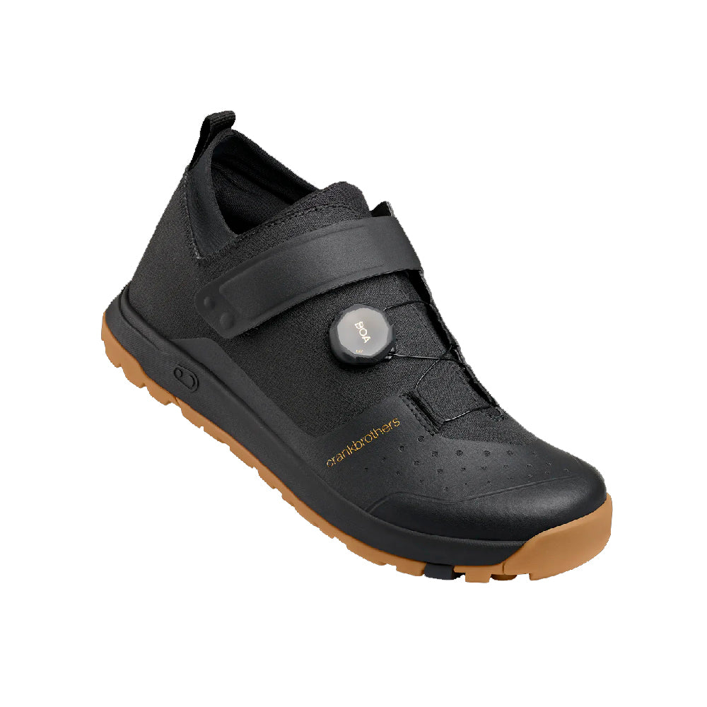 ZAPATOS STAMP TRAIL BOA NEGRO / DORADO - 8.5