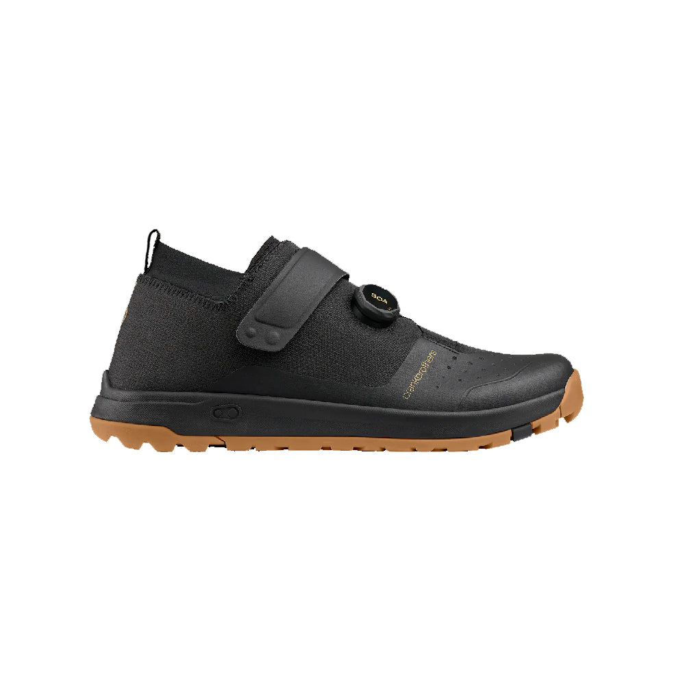 ZAPATOS STAMP TRAIL BOA NEGRO / DORADO - 8.5